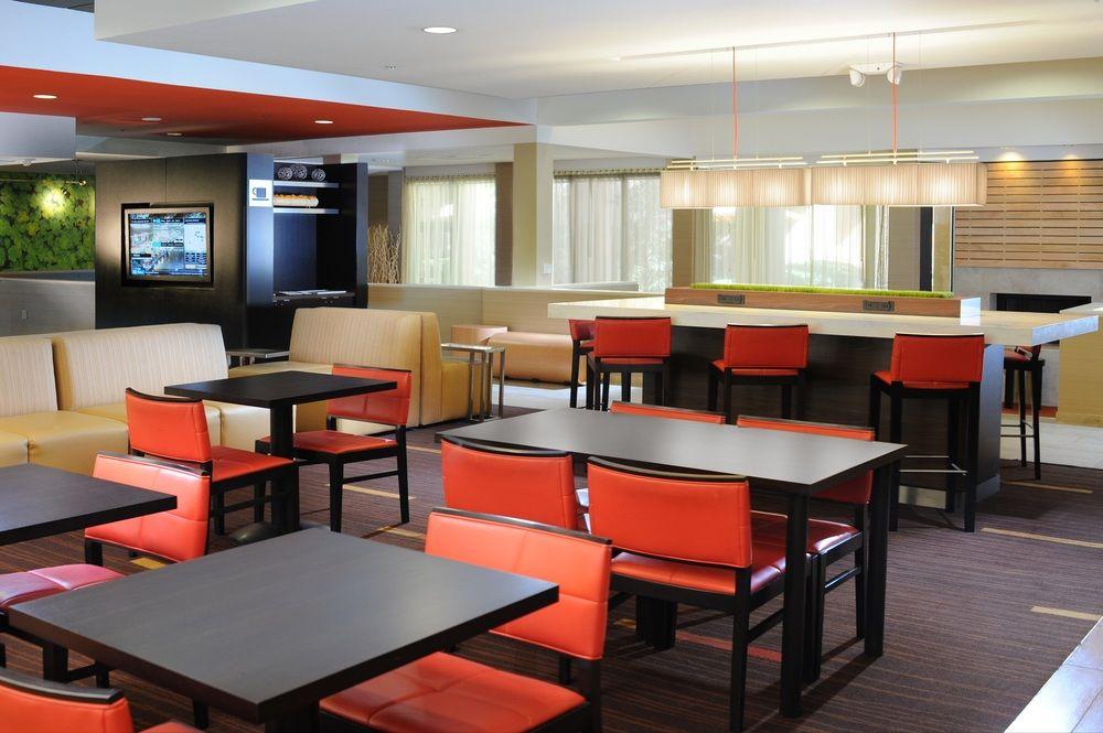 מלון Courtyard By Marriott San Antonio Downtown מראה חיצוני תמונה