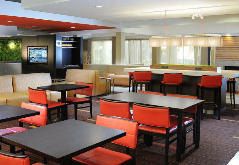 מלון Courtyard By Marriott San Antonio Downtown מראה חיצוני תמונה